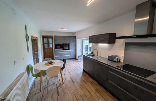 Aillevillers-et-Lyaumont Cottage | Spacious characterful gîte for 15 in Aillevillers with garden