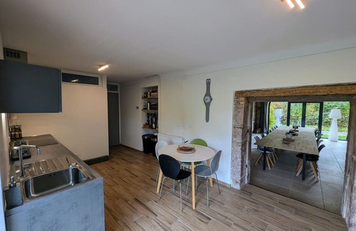 Aillevillers-et-Lyaumont Cottage | Spacious characterful gîte for 15 in Aillevillers with garden