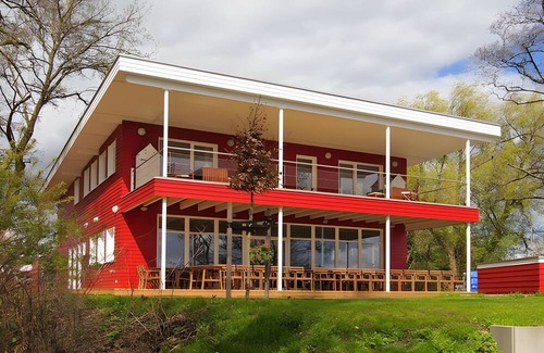 Koenigs Wusterhausen Boat Rental | Houseboat 'BunBo 1060' with Lake View