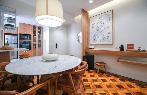 Leblon Apartment | Newly renovated 5 minutes away from Leblon beach