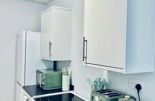 Wainscot Apartment | Luxury Town Centre Flats Strood, Rochester