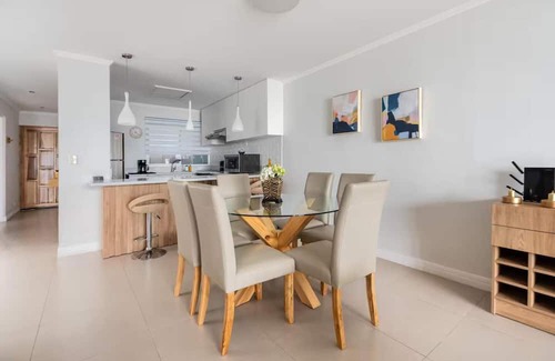 Escazu Condo | Beautiful Condo just steps from Avenida Escazu in an unbeatable location