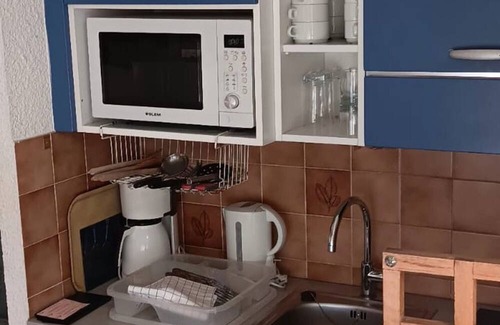 Roquebrune-Cap-Martin Apartment | Apartment for 6 with Wi-Fi in Roquebrune-Cap-Martin