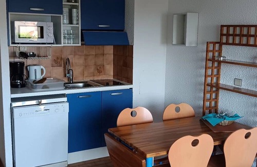 Roquebrune-Cap-Martin Apartment | Cozy studio for 4 with Wi-Fi and pets allowed