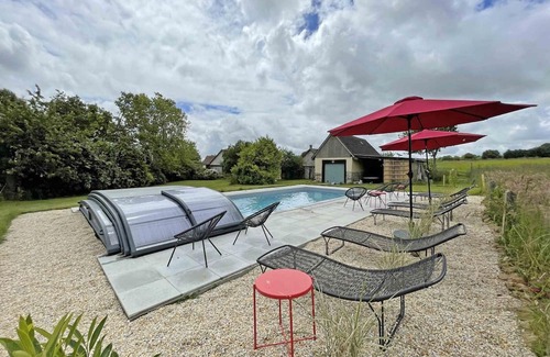 Mantilly Cottage | Spacious house with spa and garden in Normandy’s bocage