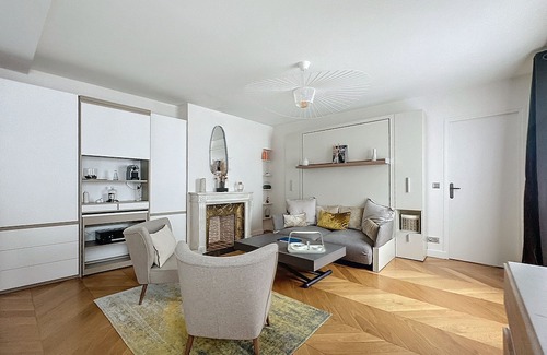 Montparnasse Apartment | LUXEMBOURG GARDEN