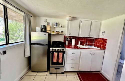 San Cristobal Cabin | Charming Log Cabin Rental on Eco-Farm near Taos Ski Valley