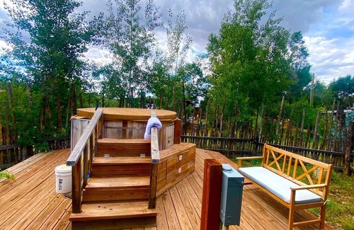 San Cristobal Cabin | Charming Log Cabin Rental on Eco-Farm near Taos Ski Valley