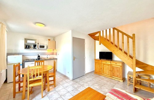 Calvisson Apartment | Terrasse du Sud, 4 guests, Pool in Calvisson