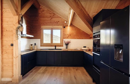 La Toussuire Ski Chalet | Chalet Sheehy - Modern property with spa and terraces - OVO Network