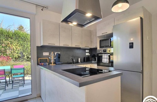 Peaule House | Le Pré Labas - PEAULE - Gîte