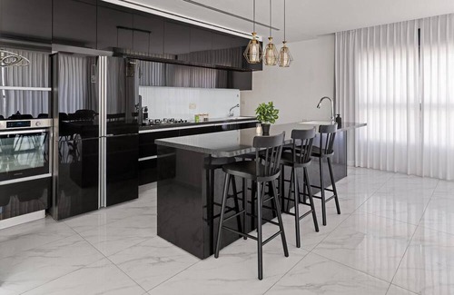 Nachlaot Apartment | Dream 5BR Extravagant Penthouse by the Shuk-Private Parking