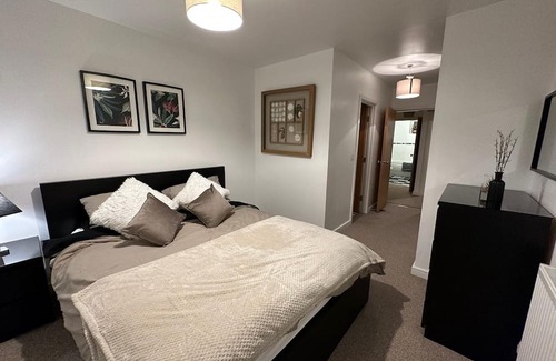Clayton Apartment | Sleeps 6 Manchester FC Ethiad Stadium & Co-Op Live Arena