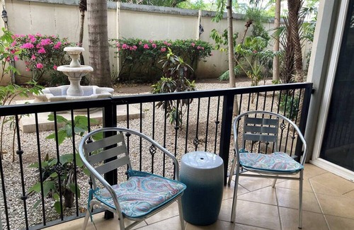 Potrero Condo | La Casa Turquesannn
