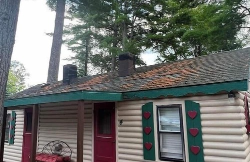 Gaylord Cabin | Welcome to Cottage 4 at Heart Lake Resort!