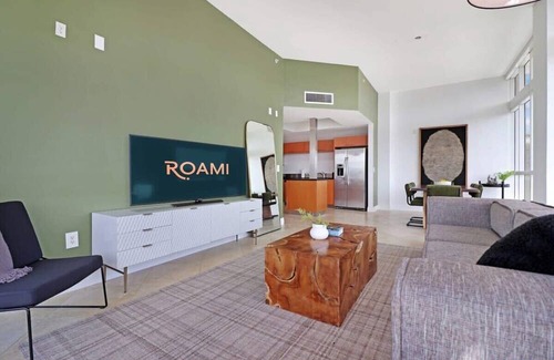 Sunny Isles Beach House | Roami at Sunny Isles | Combo Units | 6 Bedroom