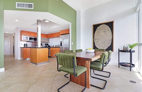 Sunny Isles Beach House | Roami at Sunny Isles | Combo Units | 6 Bedroom