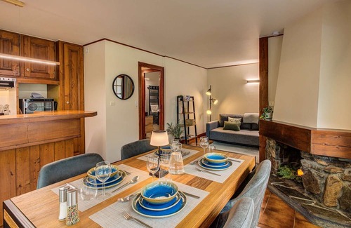Chamonix City Centre Apartment | Apartment Grand Payot – Chamonix Centre – Alpes Travel – Sleeps 2-4
