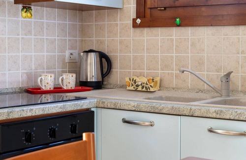 Valledoria House | Wonderful private villa for 4 guests with A/C, WIFI, TV, pets allowed and parking