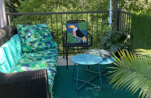 Aylmer House | Bella Vista Condo