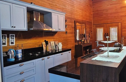 Painel Cottage | Mountain Retreat 🌲- Your dream country home! 🏠
