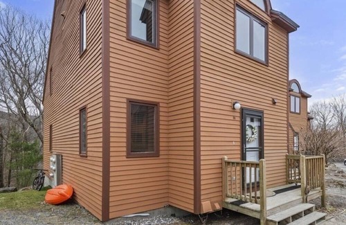 Campton House | Spacious 4-bedroom townhome located in Waterville Estates!