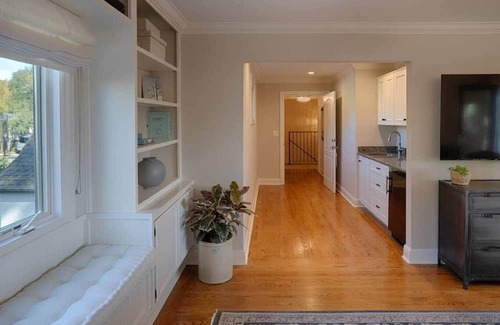 Sebastopol House | Timeless Elegance-5BR 1930s Home