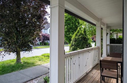 Surrey House | 3BR 2BA Surrey Home | Quiet & Convenient