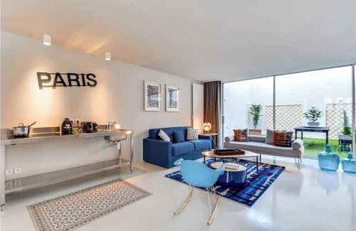 14th Arrondissement Apartment | A Refined Parisian Escape – 4-Bedroom Apartment