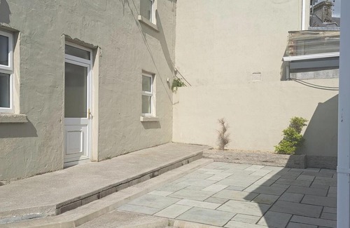 Cong House | House on the Lane, in the tranquil Village of Cong, Ireland.