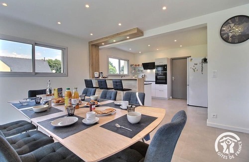 Penvenan House | Gorse land - PENVENAN