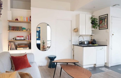 Clignancourt Apartment | Comfortable T2 apartment - Sacré Coeur view