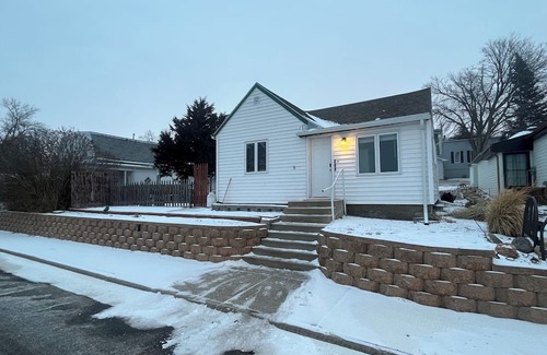 Ortonville Cottage | Cozy home by lake, park, boat dock, and downtown