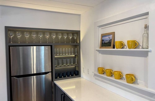 Belfast House | Timber Tide Retreat Just 15 Minutes to Belfast