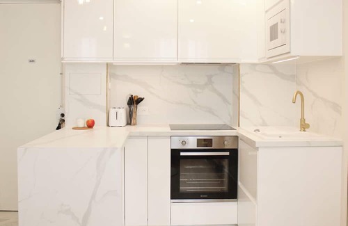 Quartier Saint-Ambroise Apartment | Cozy apartment for 2 in the 11th