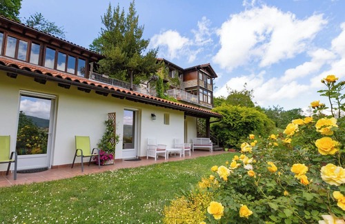 Ituren House | Stunning farmhouse in Perynees