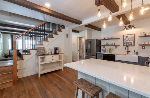 Jeffersonville House | The Roost: Modern Farmhouse Getaway