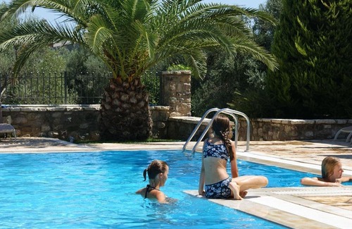 Longos Apartment | Charming 1-bedroom apartment in delightful Loggos with AC, WiFi