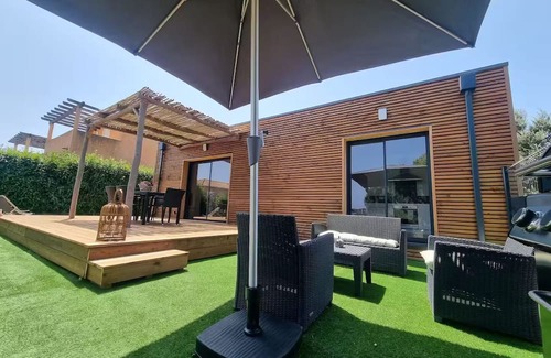 Aleria House | Casa Juliette Wooden house near the village and 5 min from the beach