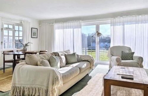 Piltdown Cottage | Nature's Nook 2 Bed Cottage