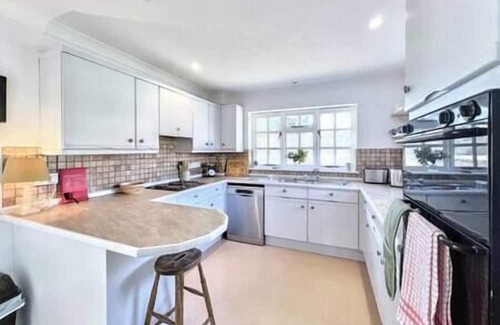 Piltdown Cottage | Nature's Nook 2 Bed Cottage