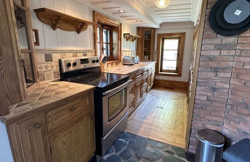 Cacouna Ski Chalet | Chalet Le Patrimoine, Cacouna