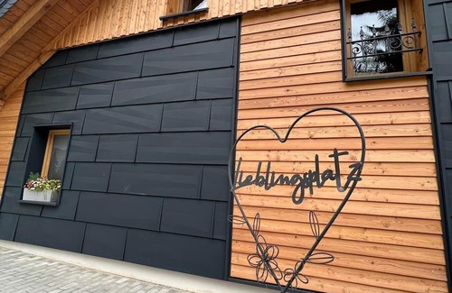 Breitenbrunn/Erzgeb. House | Bergnest vacation homes - House with heart