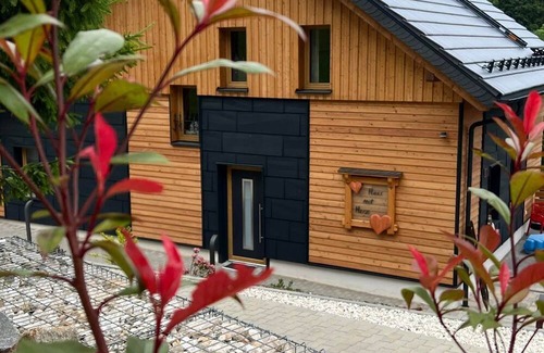 Breitenbrunn/Erzgeb. House | Bergnest vacation homes - House with heart