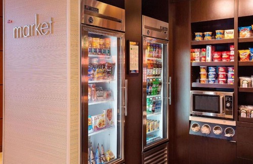 Tukwila House | Soar into comfort at our Seattle