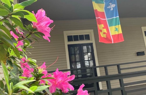 Freetown - Port Rico House | Downtown Historic home steps away from Festival International