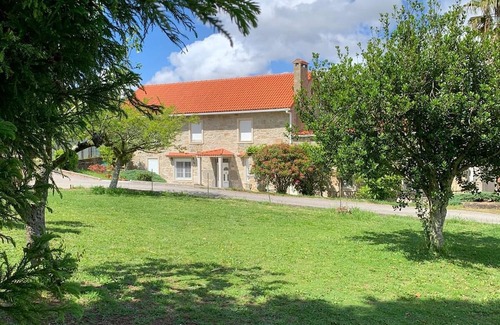 A Bana House | Family house in a quiet rural setting.