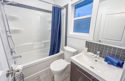 Okanagan-Similkameen House | Naramata Vine and Vista Retreat