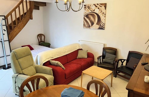 Penvenan House | Comfortable village house 6 minutes from beaches by car, close to shops.