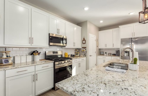 Buckeye House | This house is a 3 bedroom(s), 2 bathrooms, located in Buckeye, AZ.